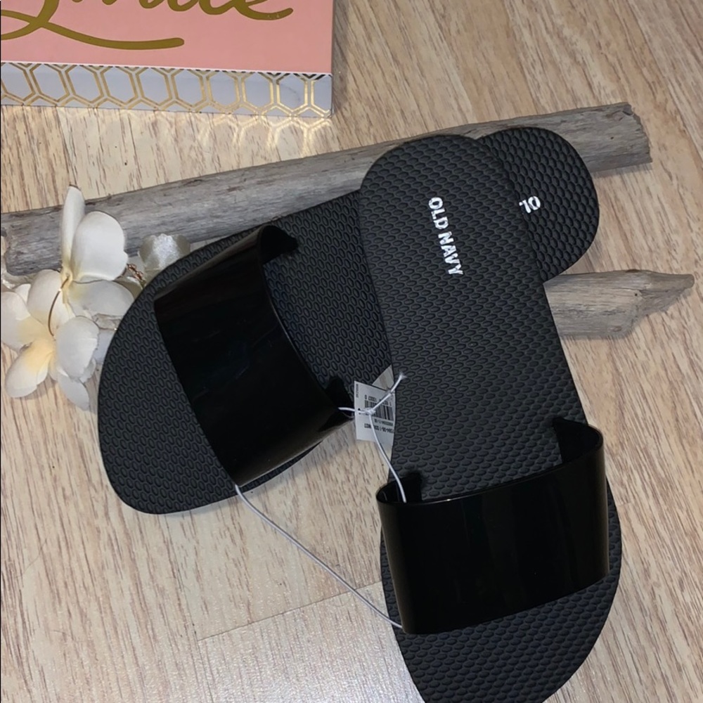 NWT ❤️Old Navy Slip on